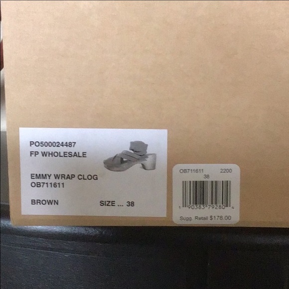 SOLD! Emmy Wrap Clog by Free People BROWN / RUST - Picture 7 of 8